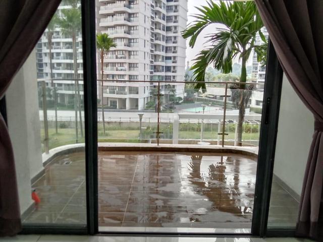 Bay Point @ Country Garden Danga Bay 1