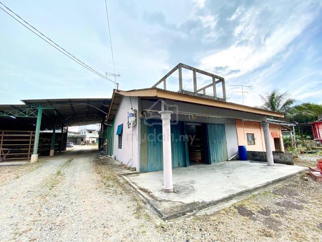 Facing mainroad Warehouse/shop for rent Sanglang, Pontian 1