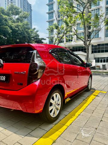 2012 Toyota PRIUS C 1.5 (HYBRID) (A) - 3