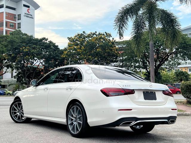 2022 Mercedes-Benz E300 SEDAN AMG Line (JAPAN) - 2