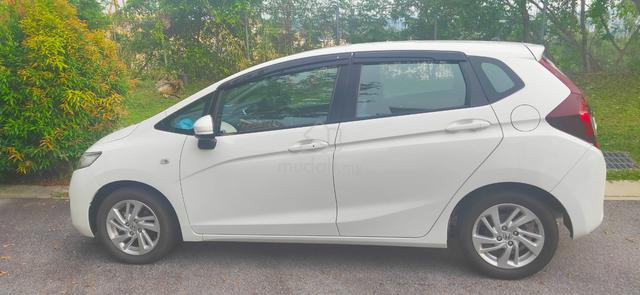 2015 Honda JAZZ 1.5 V (A) - 3