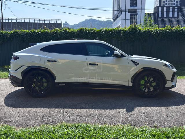 10K KM B&O SROOF Lamborghini URUS 4.0 PERFORMANTE - 4