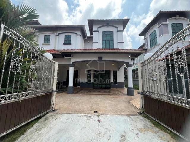 Ulu Tiram Pelangi Indah 2.5 storey / fully furniture 1