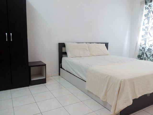 Furnished room at Desa Sri Puteri flat 1