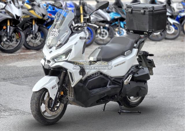 SYM HUSKY 150 2024 (Free Box & tyre Michelin) - photo 2 of 13