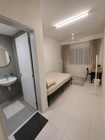 Female Only Unit Bilik Sewa Residensi Sateria, Bandar Tasik Selatan 1