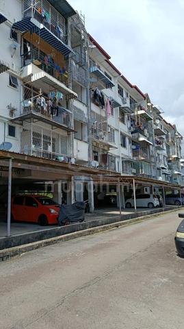 Raya Court 1