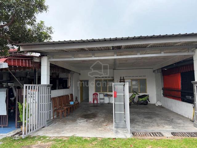 Teres Setingkat Taman Ayer Keroh Height 1