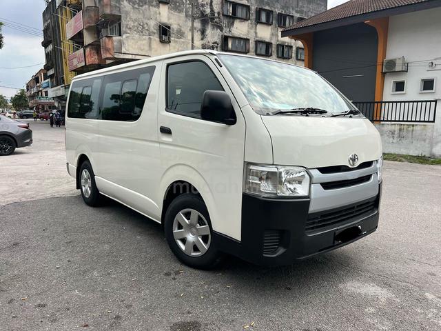 2018 Toyota HIACE 2.5 Window Van (M) - 2