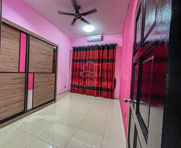 Rumah teres satu tingkat Taman Wijaya, Karak. 4
