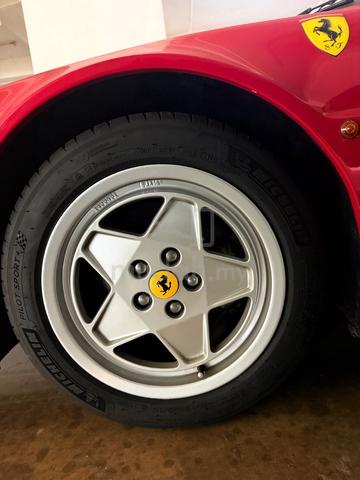1990 Ferrari Testarossa 4.9L - 5