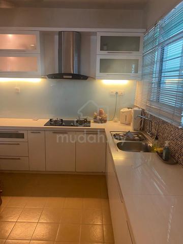 Double Storey Terrace Fully Renovated at Greenlane Island Glades 1