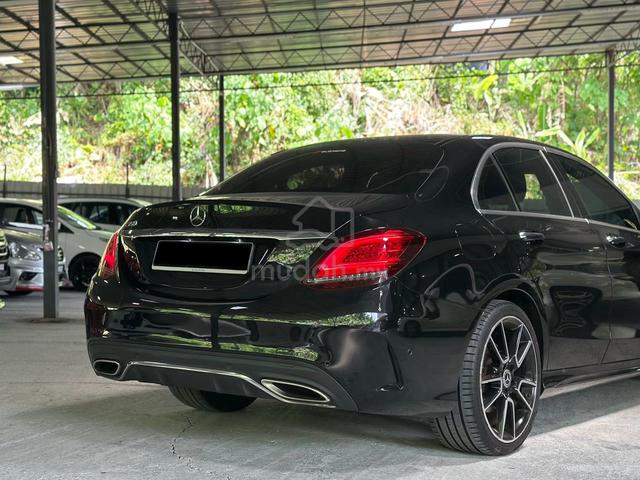 2019 Mercedes Benz C300 2.0 AMG (A) FULL LOAN! - 4