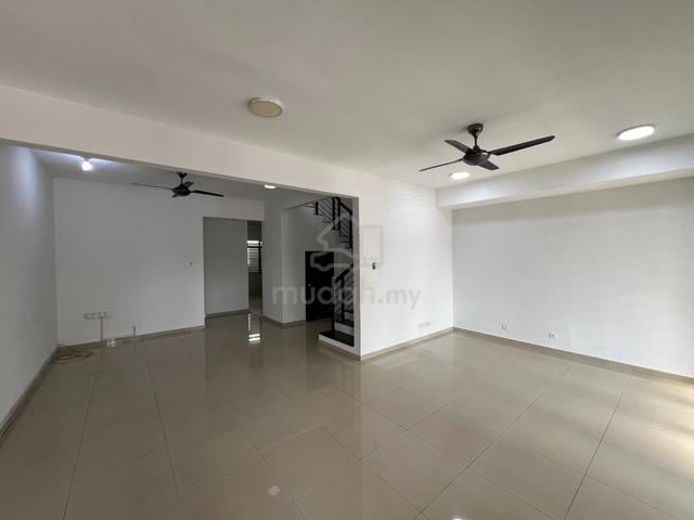 FREEHOLD!!! | TTDI Grove Zinnia | Kajang 2 Storey | Near MRT | 4 Room 1