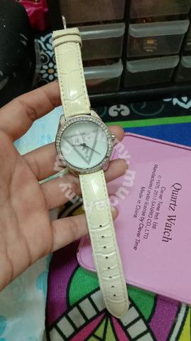 guess watch accessories