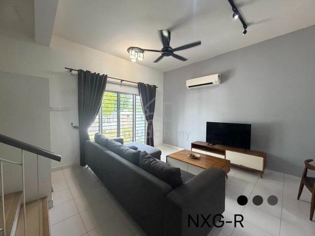 Fully Furnished @ Bukit Raja 2 Storey House Facing Open Value Rent !! 1