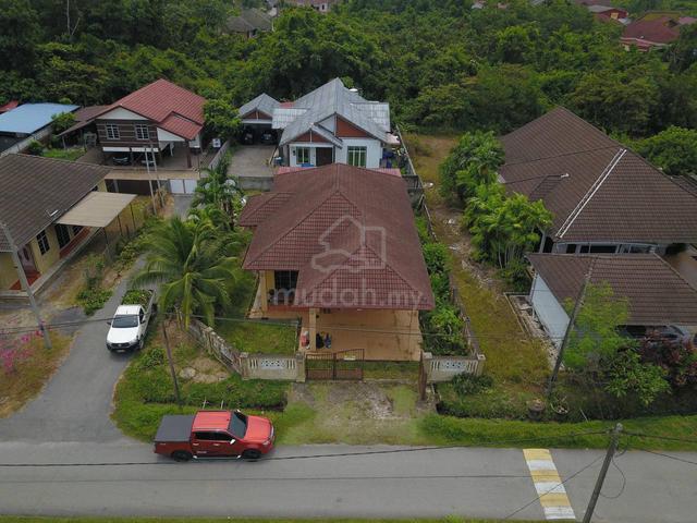 Rumah Banglo Mak Chili Kemaman 1