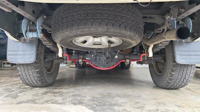 2009 Toyota HILUX 2.5 G KUN25R-PRMSHE (A) - 5