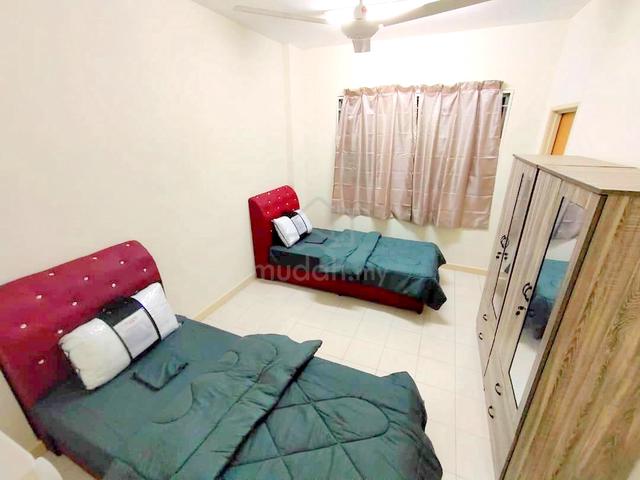 BILIK PEREMPUAN -TAR VILLA APARTMENT- Near LRT WANGSA MAJU 1