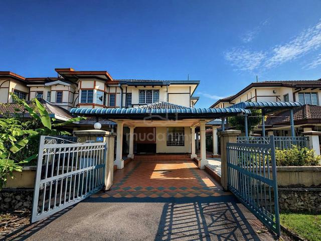 32X75 END LOT GATED GUARDED Double Storey Superlink USJ 16 Subang Jaya 1