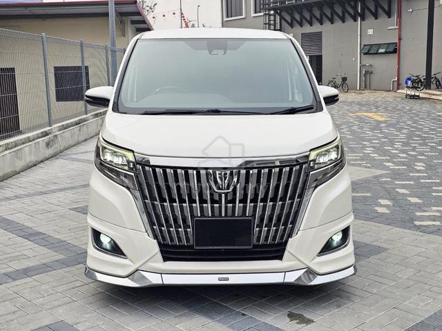 [2018] Toyota Esquire 2.0 Highspec 2p/d - 2
