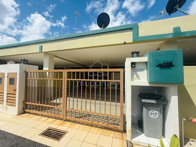 Fully Furnished Single Storey Terrace for Rent 1