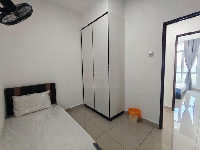 Twin Danga Single room for rent 1