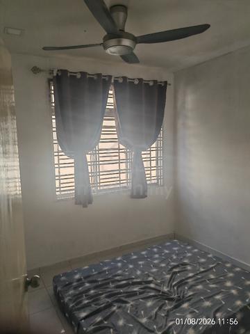 Bukit indah 2 room to rent  1