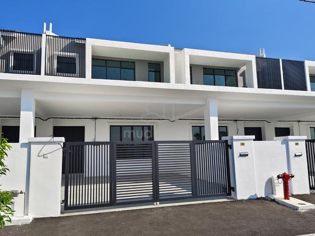 Station 18 Double Storey Terrace House Ipoh Pengkalan Shatin Botani 1