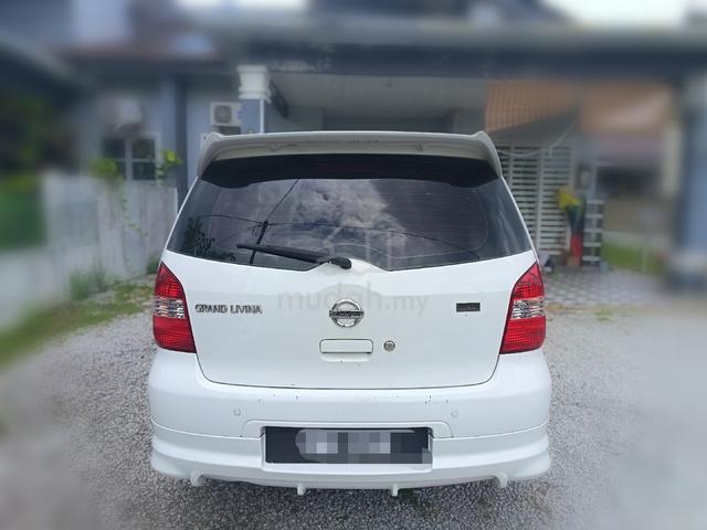 2012 Nissan GRAND LIVINA 1.8 CLASSIC/COMFORT (A) - 2