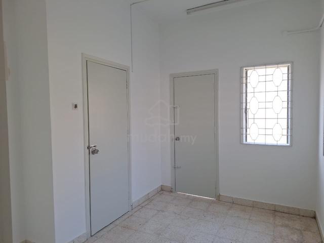 Tanjung Tokong 2 Storey Semi-D 3000sf Jalan Gajah Timber Floor 4