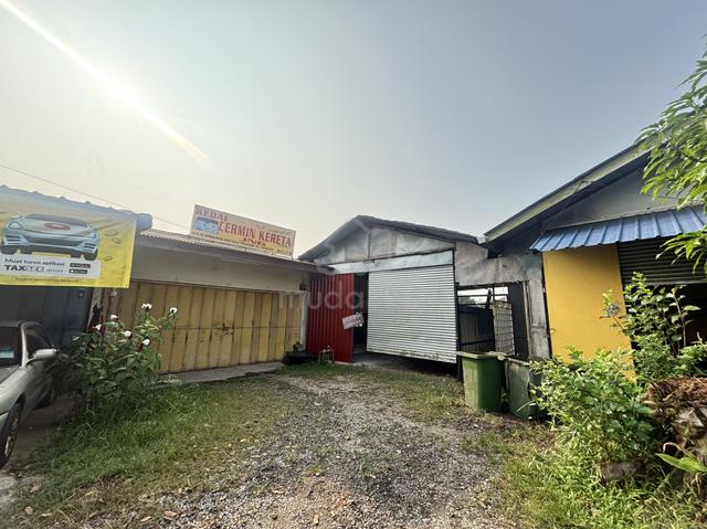 Ruang Pejabat Untuk Disewa 1