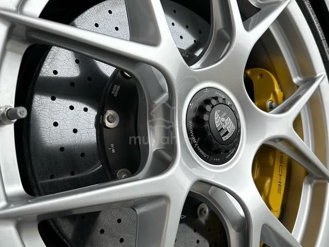 2025 Porsche 911 GT3 Touring (992 II) (M) APP CAR - 4