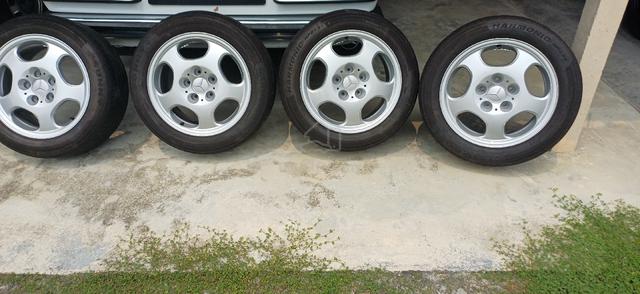 Mercedes Benz 16in Rim & Tyre - photo 2 of 6