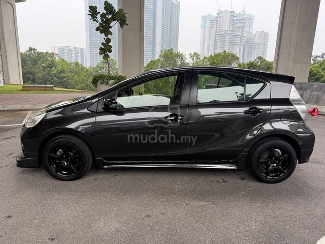 2013 Toyota PRIUS C 1.5 TRD SPORTIVO - 1OWNER - 5