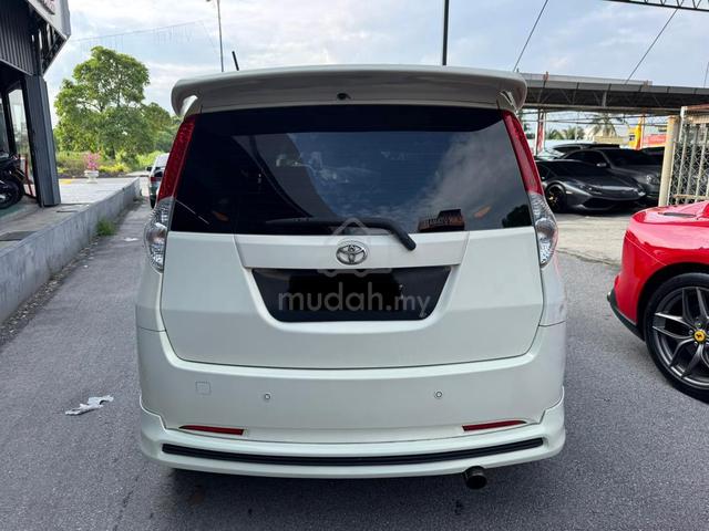 2011 Perodua ALZA 1.5 EZI (A) Boleh Loan Lagi - 4