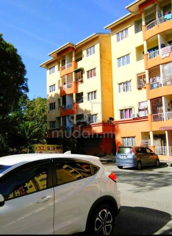 Merak Apartment (Shah Alam) 1