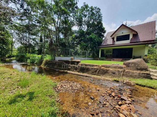 Tanah dusun buah tepi jlan batu 22 sg lui hulu langat ada sungai kecil 1