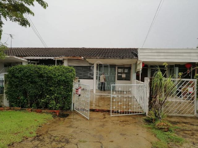 House In Alor City 1