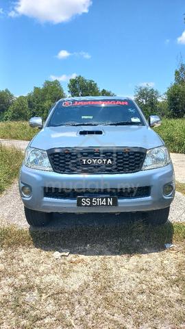 2010 Toyota HILUX 3.0 G DOUBLE CAB (A) - 1