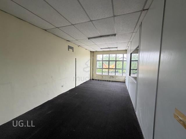 Bandar Puteri, Klang-1st Floor Shoplot for Rent 1