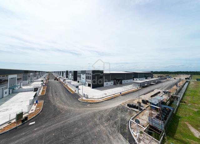 New 2 sty Semi D Factory Jenjarom Banting Telok Panglima garang Rent 1