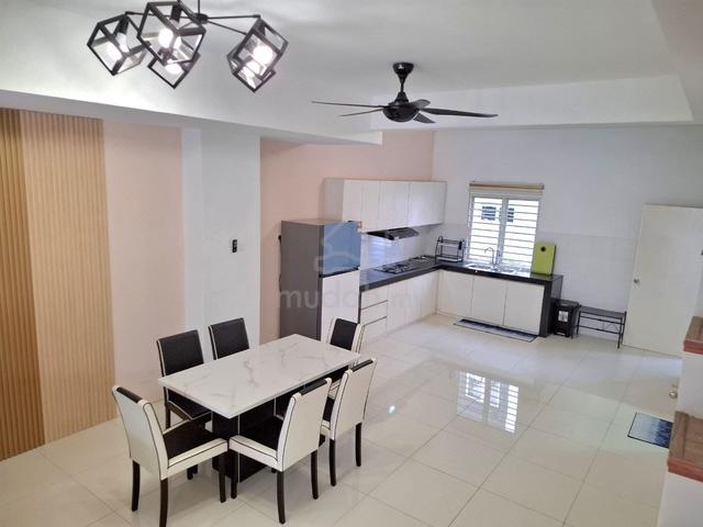 Luxurious cheapest Rent Green Casa Central Park in Cybersouth Selangor 1