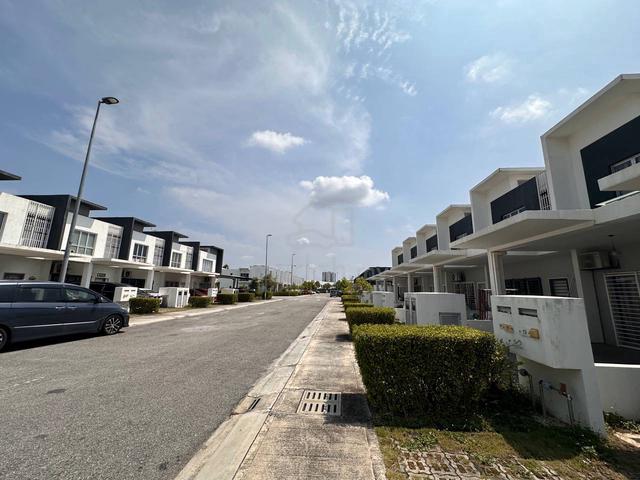 Landed Paling Murah Cyberjaya Casa Green (Deposit Flexible) 1