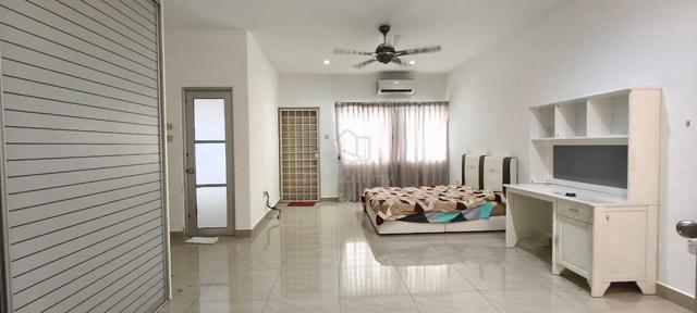 Double storey house, Sungai Long 1