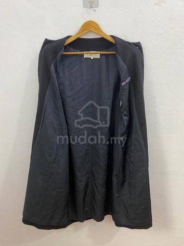 Nina Ricci Boutique Black Wool Long Coat - photo 3 of 6