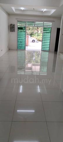 Balik Pulau Taman Nyaman Indah 3-Storey Terrace 5-Bedrooms 2460sf 1