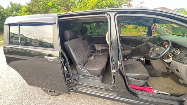 2006 Toyota ISIS 1.8 4AT DBA-ANM10W (A) - 4