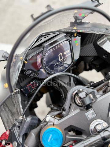 2021 Honda CBR250rr - photo 9 of 10