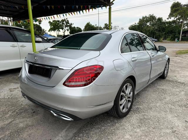 2015 Mercedes Benz C200 AVANTGARDE 2.0 (A) LIKENEW - 3
